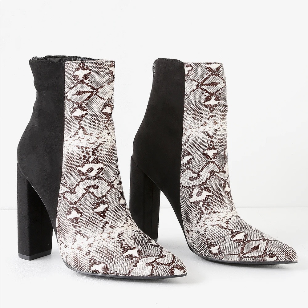 NIB Lulu’s Karin Snake Two-Tone Booties Sz 10
